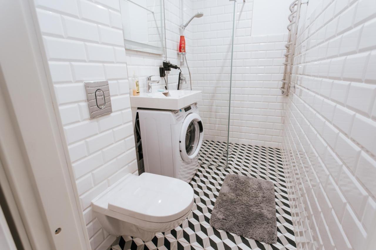 Stylish Latvian-Style Studio Apartment Near City Center, Parks, Cafes & Public Transit Riga Exterior foto