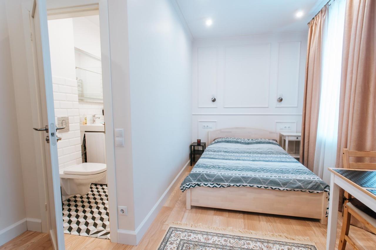 Stylish Latvian-Style Studio Apartment Near City Center, Parks, Cafes & Public Transit Riga Exterior foto
